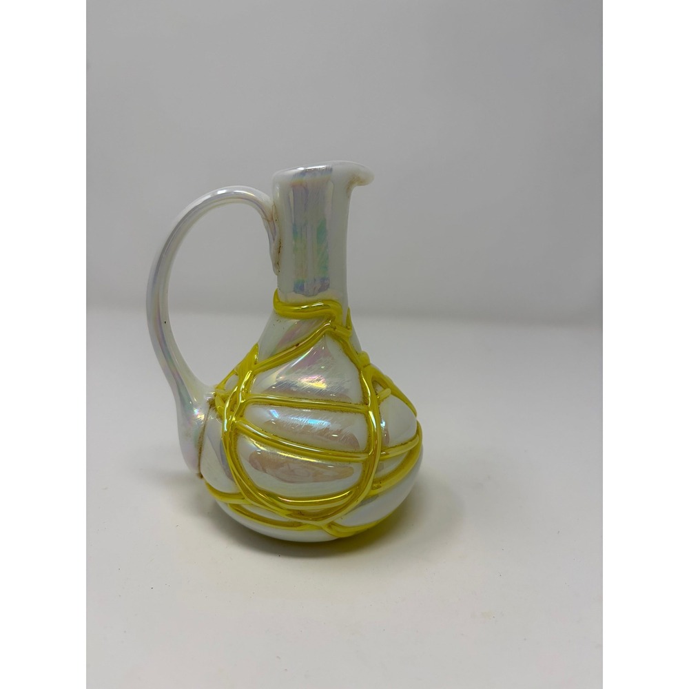 Vintage 1984 Gibson Glass White Opalescent Iridescent Yellow Threaded Cruet - Picture 3 of 6